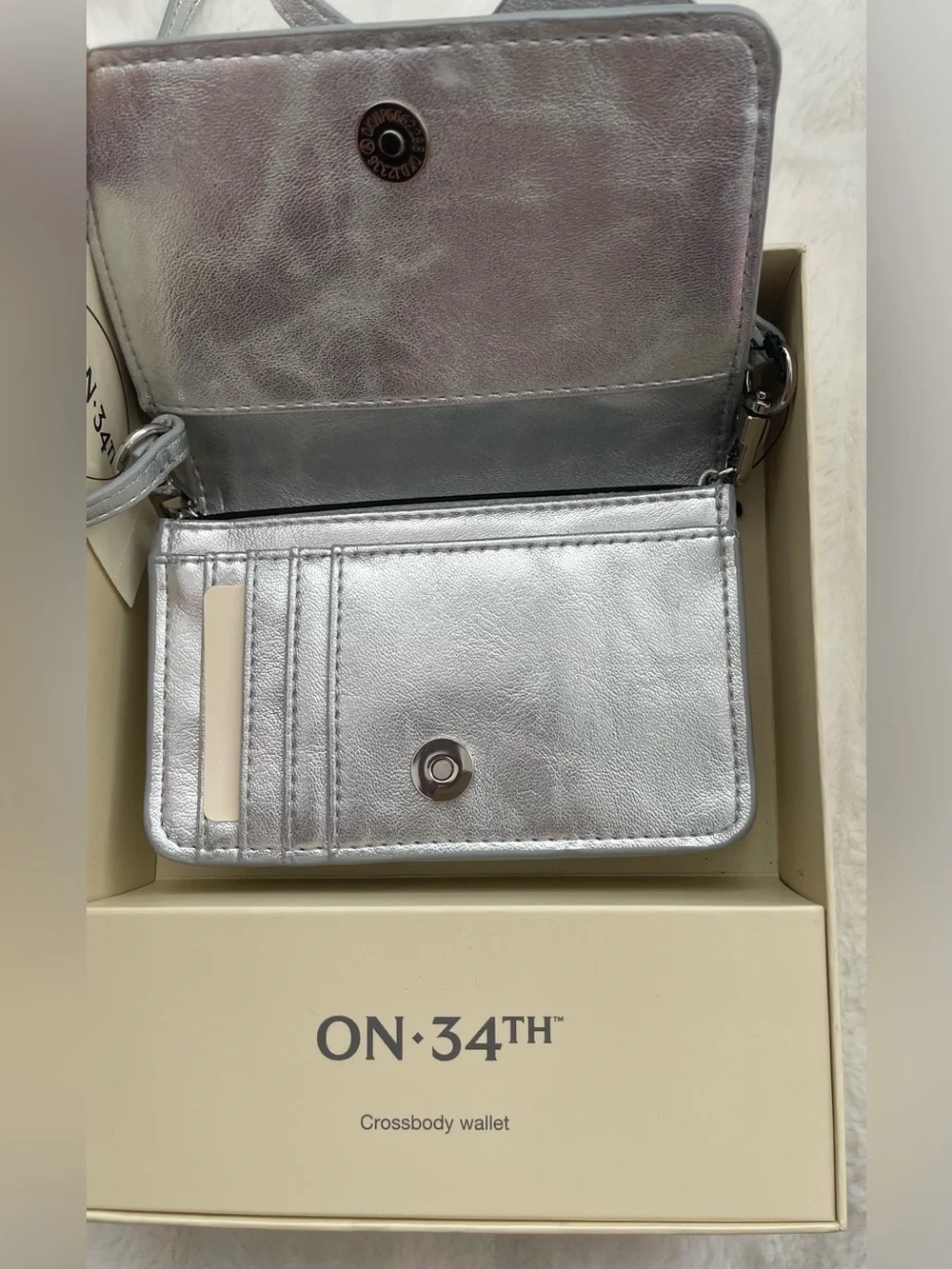 On 34th Rosemari silver Vegan Leather Crossbody Wallet On A String NIB